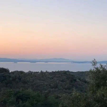 Cetmibasi Aglea Dag Evi Alpesi faház Ayvacık